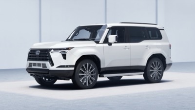 2026 Lexus GX 550 Luxury in Ultra White, studio front three-quarter