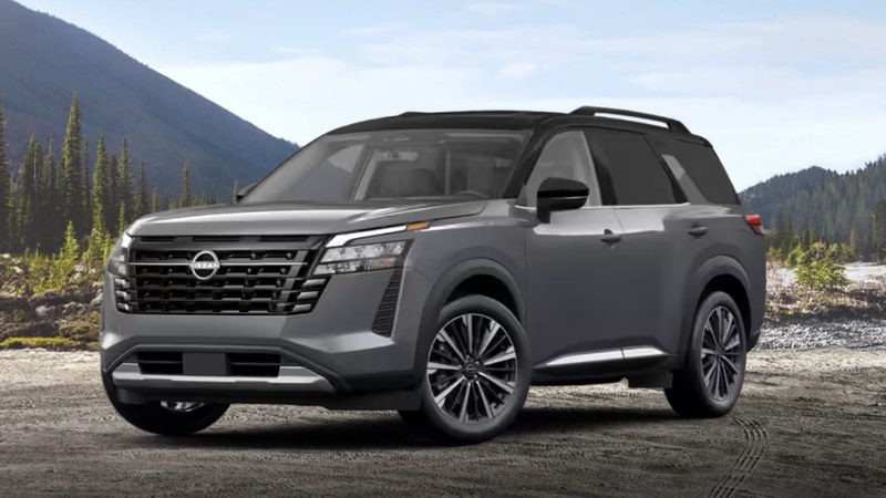 2026 Nissan Pathfinder Platinum configurator photo, front three-quarter view